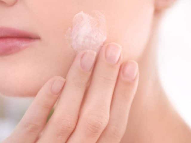 Come avere una bella pelle del viso a 60 anni