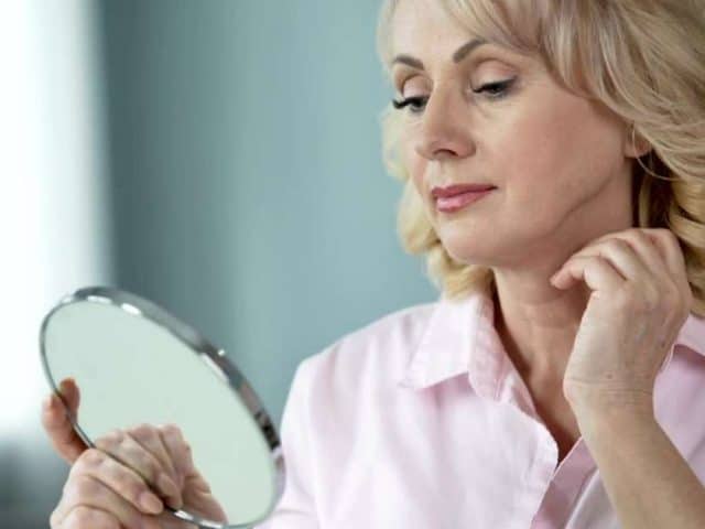 Impatto dell'ambiente sulla pelle degli over 60