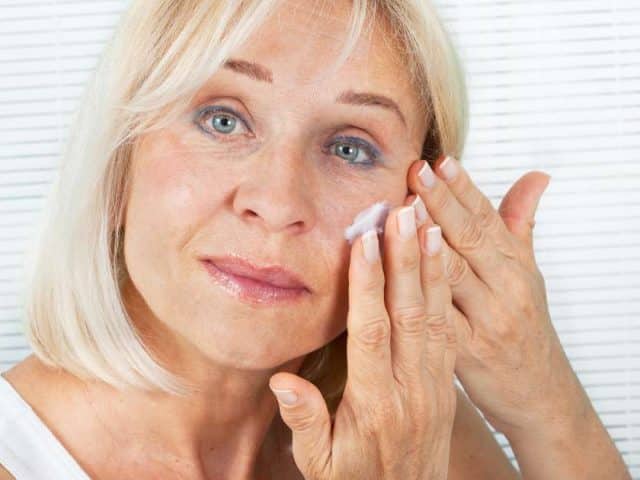 Trattamenti viso a 60 anni